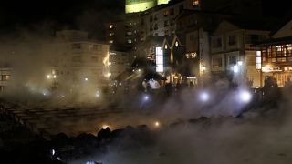 草津温泉の中心、湯けむり、もうもうでした。