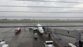 お天気が良ければ景色も楽しめるデッキです。