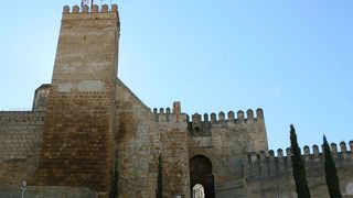 旧市街への入口