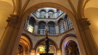 夜はライトアップ