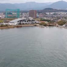 琵琶湖大橋からの眺め