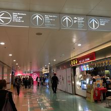 中心部以外は閑散としてる