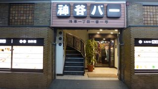 ２階のレストランには家族連れでも行きやすいです。