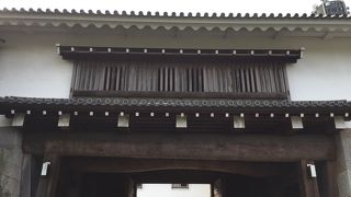 裏手から眺めるのもグッド！