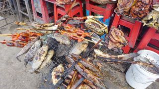 地元住民のための大きなマーケット