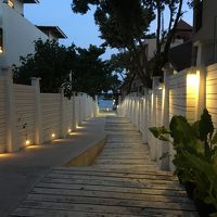 ビーチへのエントランス