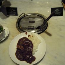 カレー。美味しいのでたくさんいただきました。