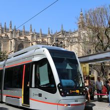 後ろはカテドラル