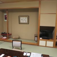 部屋は十分な広さ