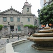 世界遺産　古廟と教会　歴史散歩　花王堂