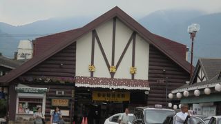 駅前いつも混んでます