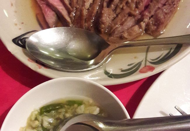 BTSのアリー駅から徒歩数分で行ける一軒家のレストラン！バーン・プン・チョム（Baan Pueng Chom）へ行って来ました。