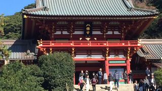 お宮参りで賑わってました