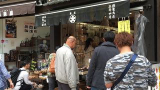 ぶらしに愛情を感じるお店です。