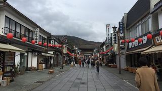 仁王門から駒返り橋あたり