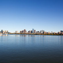 ボストンのビル群を眺めることができます