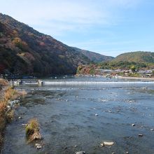 渡月橋を渡りながら