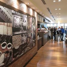 スターバックスコーヒー 関西国際空港2階到着ロビー店