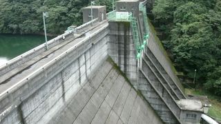 小さなダムです