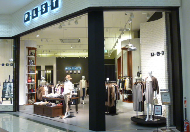 OLに支持されるデザインですね。