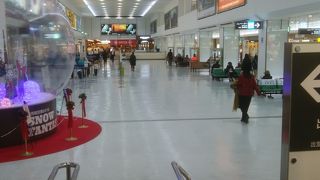 地方空港では充実の施設