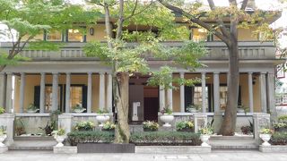 昔の外国人向けの共同住宅