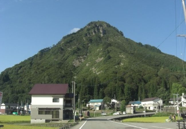 蒲生岳