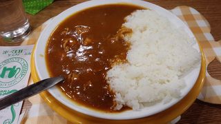 お腹も財布も満足出来る、ルーカレーの名店