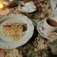 モスクワケーキとセルビアンコーヒー