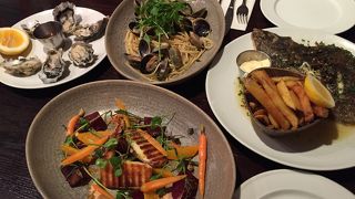 カジュアルな魚料理