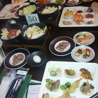 バイキングは、なかなかの品揃え