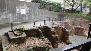 元町公園内にある遺構