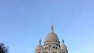 白亜の美しい教会