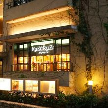 ライトアップがいい感じ