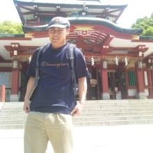 富岡八幡宮　お祭りが有名です。