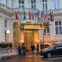 カルロヴィヴァリで最も有名なホテルです。
