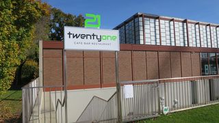 ブリュッセル万博パビリオンを利用した博物館