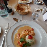 夕食のメインは朝食時に選択しておきます