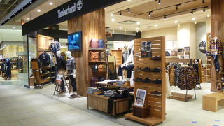 ここのレアーのアウトドアブーツが好きです。