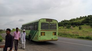 バスは、英語で行先表示がなかった。