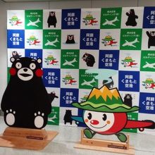 空港にも、くまもん。(前年に撮影)