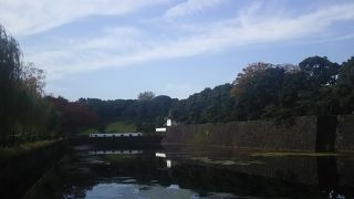 皇居外苑 の桜門橋