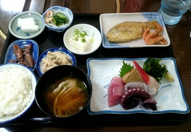 日替り定食がお得感有り