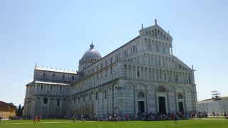 これがピサ・ロマネスクの最高傑作！