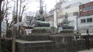 手がものすごく素敵