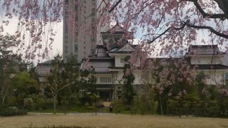 富山駅から歩いて行ける