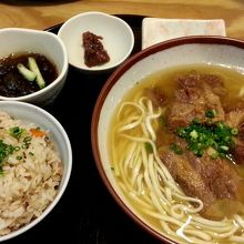 ソーキそば定食