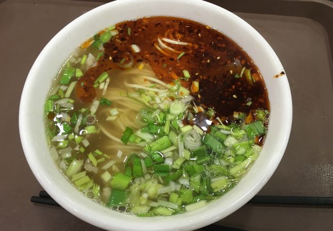 北京のトランジットホテル・遠航酒店の近くにある手打ち蘭州牛肉麺屋