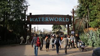 何度観ても面白い♪～(´ε｀　)水掛け＆爆音＆炎＼(◎o◎)／！