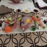 夕食の刺身料理